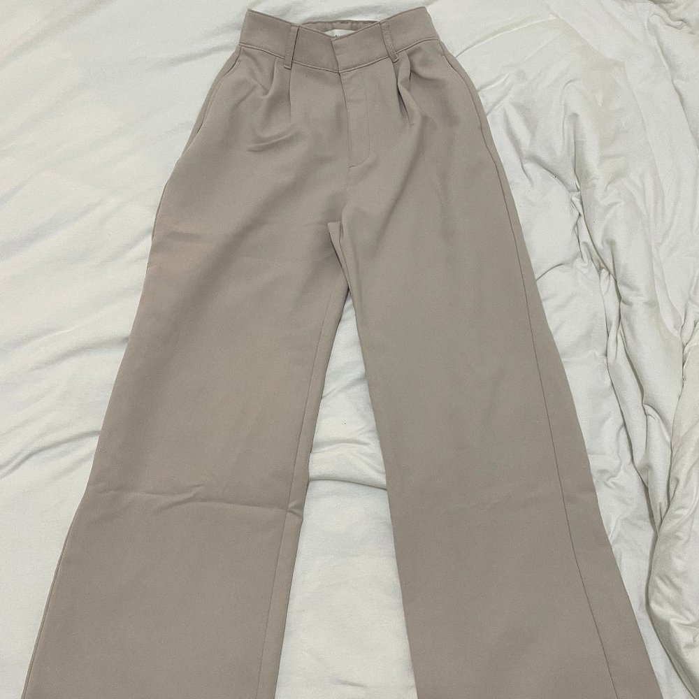A&F Sloane Tailored Pant